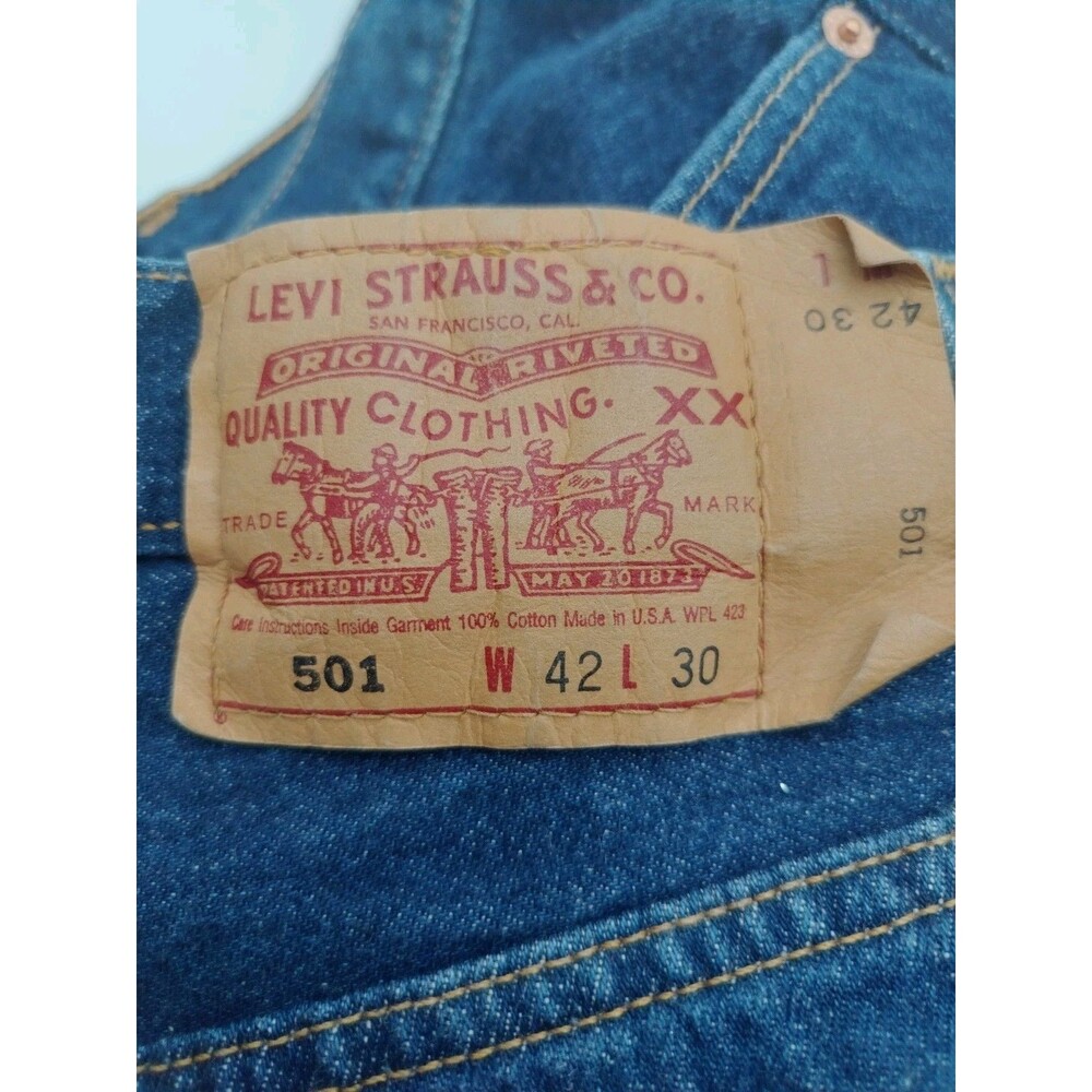 VTG Levis 501 Jeans Mens 42x30 Blue Wash Straight Leg Button Fly Denim USA -READ